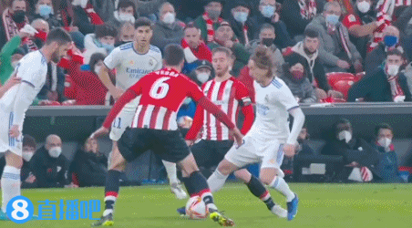 大谷翔平在 2021 年全明星赛同时担任先发投手与第一棒，开创历史先河