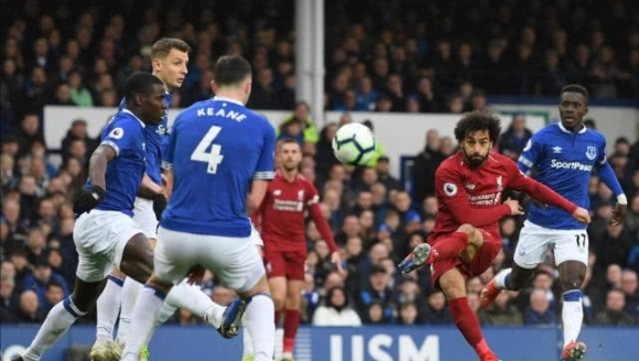 雷霆崩盘夜！布克准绝杀雷霆